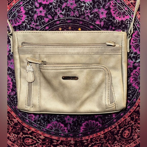 Multi Sac Crossbody Bag - Picture 8 of 8